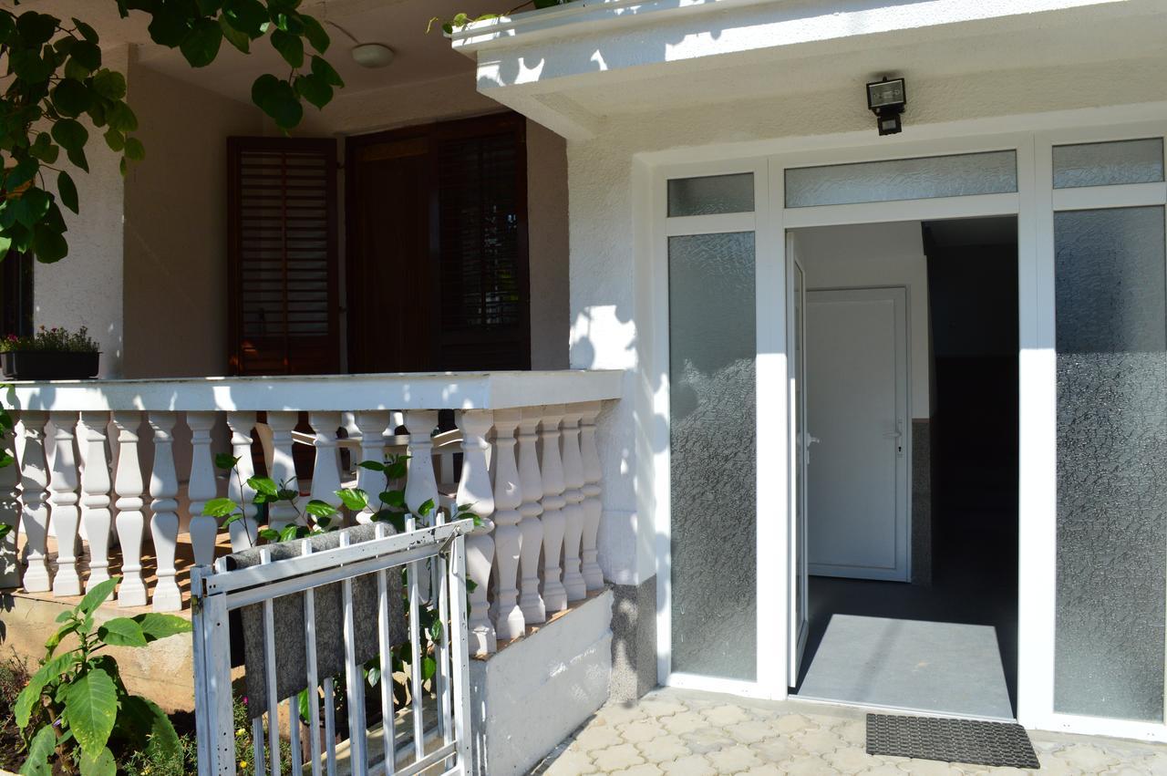 Apartman Linera โซโคบานยา ภายนอก รูปภาพ